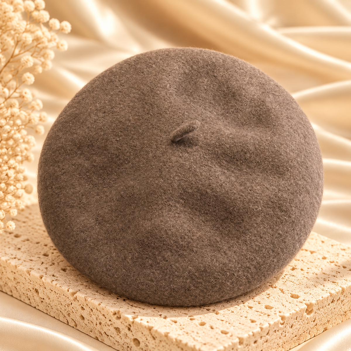 Classic Wool-Look Beret