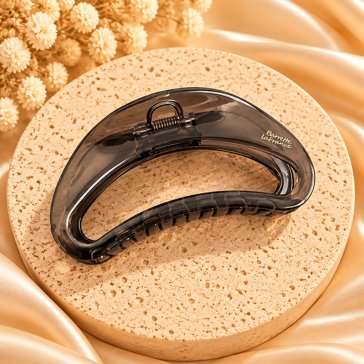 Oversized Glossy Claw Clip